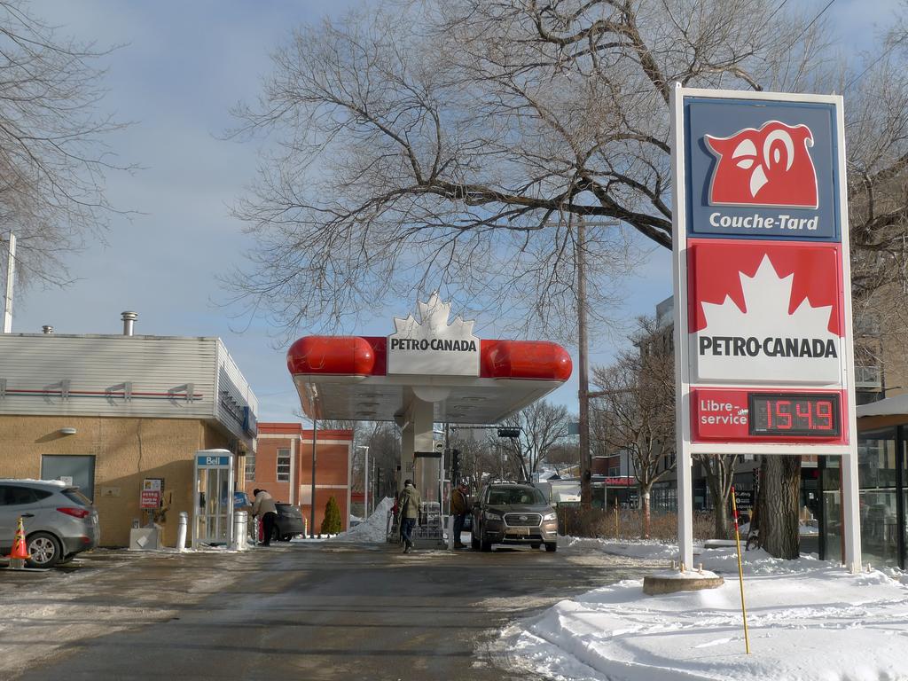 Les régions du Québec où vous trouverez l'essence la moins chère.