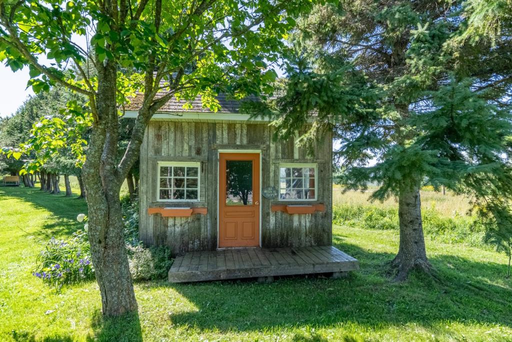 Succombez aux charmes de la campagne en faisant l'acquisition de ce cottage à 299 900$