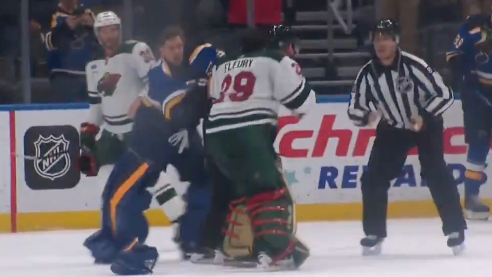 Jordan Binnington flips out, Marc-Andre Fleury wants to fight him in chaotic incident in St. Louis