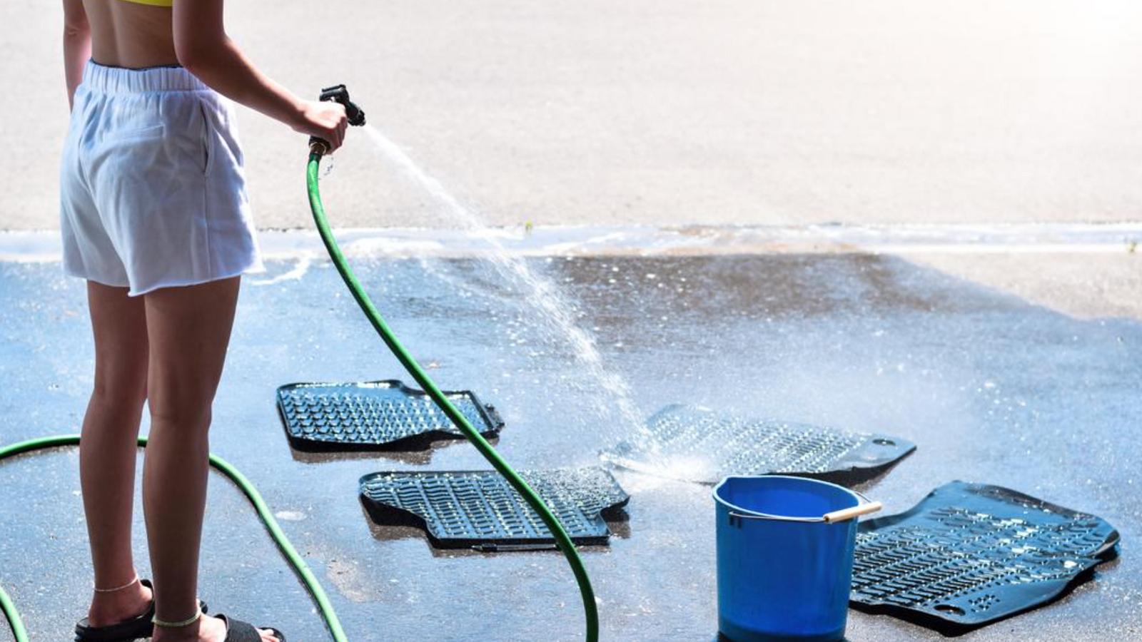 Il sera maintenant interdit de laver son entrées de garage avec de l'eau potable dans cette ville du Québec