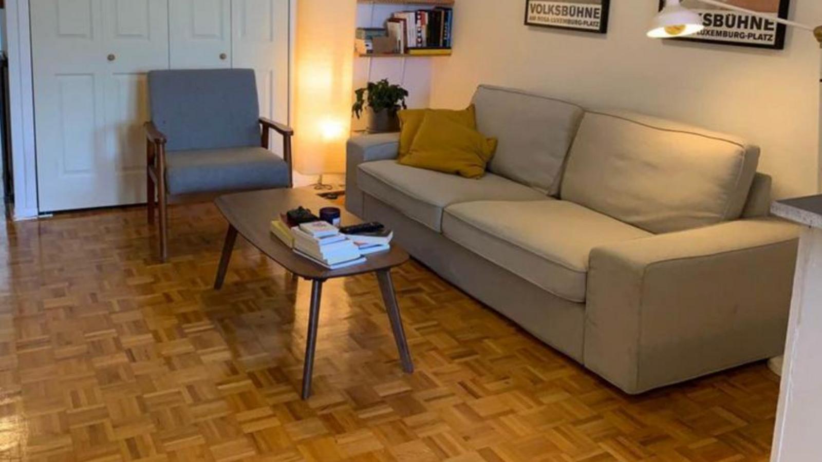 Un Montréalais annonce son logement à louer pour 1000$ et reçoit 500 demandes de visites.