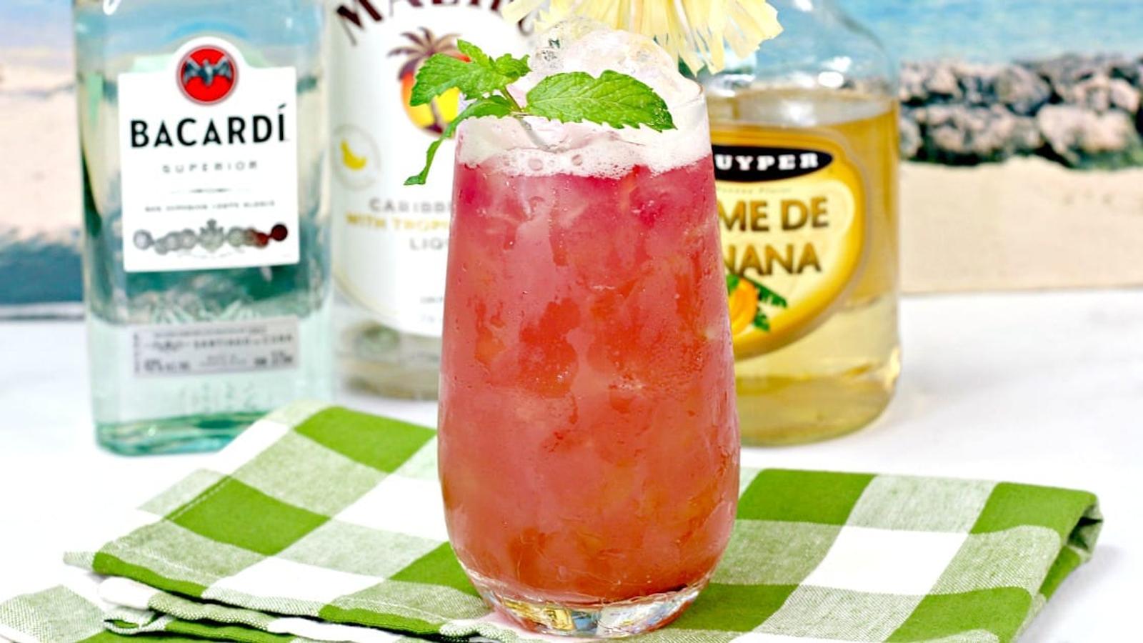 Le cocktail exotique de l'été: le Pink Pirate