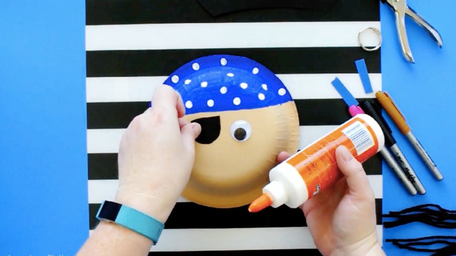 Bricolez de magnifiques pirates en 3D à partir de bols en papier!