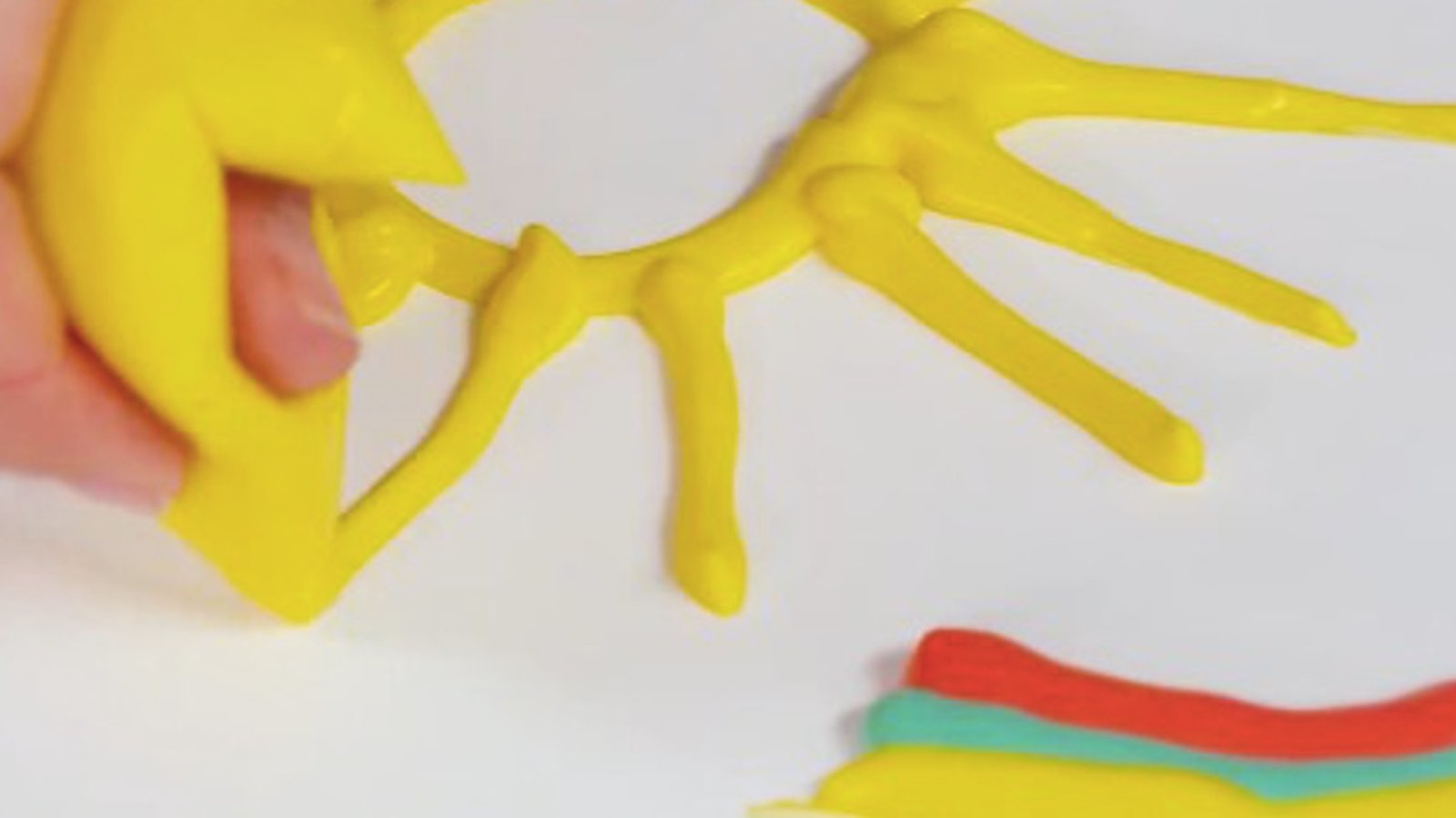 Vous pouvez créer de la peinture 3D à l'aide de seulement 3 ingrédients que vous avez à la maison