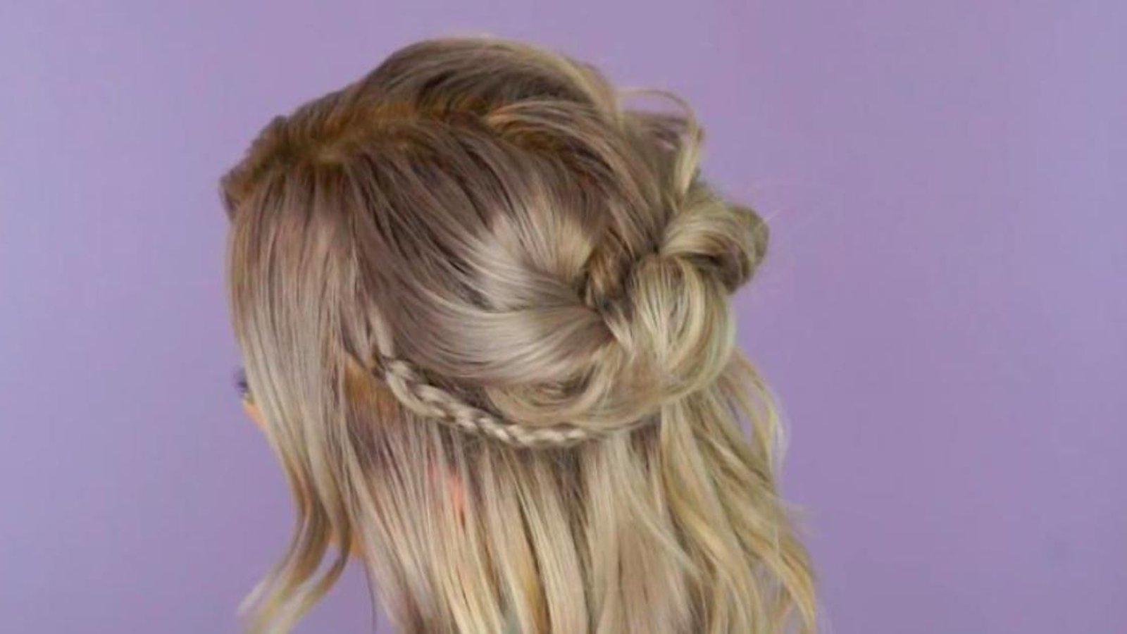 Ce tutoriel beauté vous propose 7 coiffures simples à réaliser