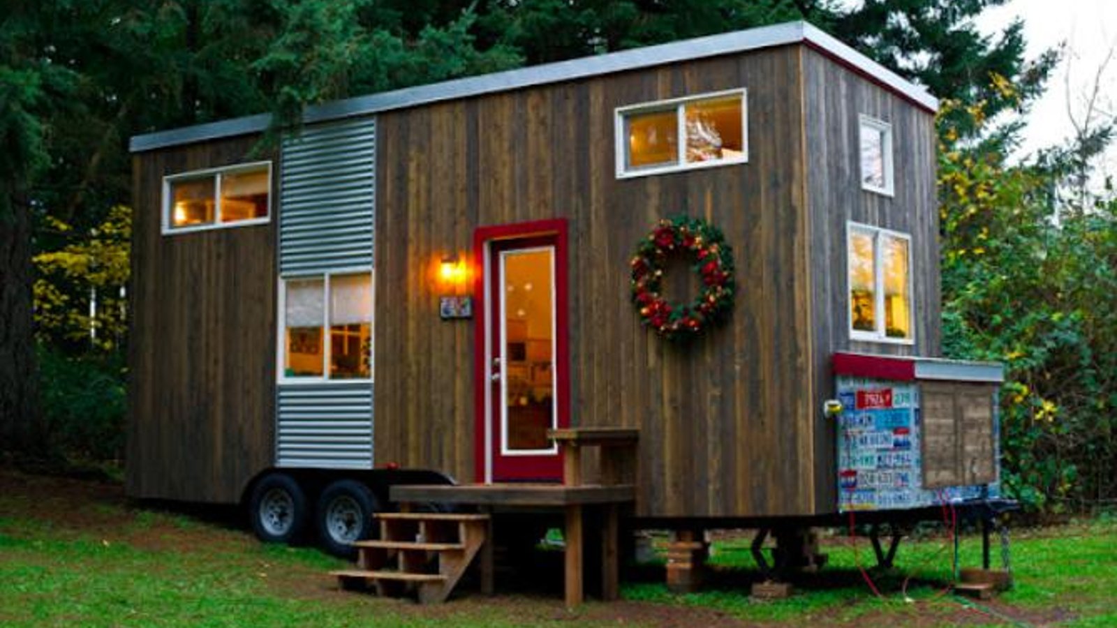 Une mère monoparentale construit une charmante mini-maison après avoir perdu sa demeure dans son divorce