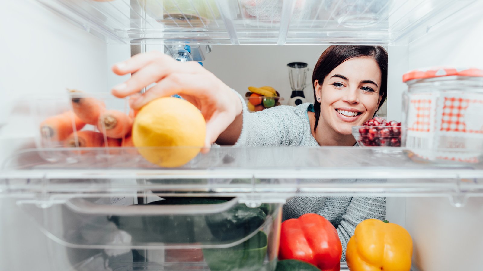 12 façons de garder votre réfrigérateur propre et en ordre