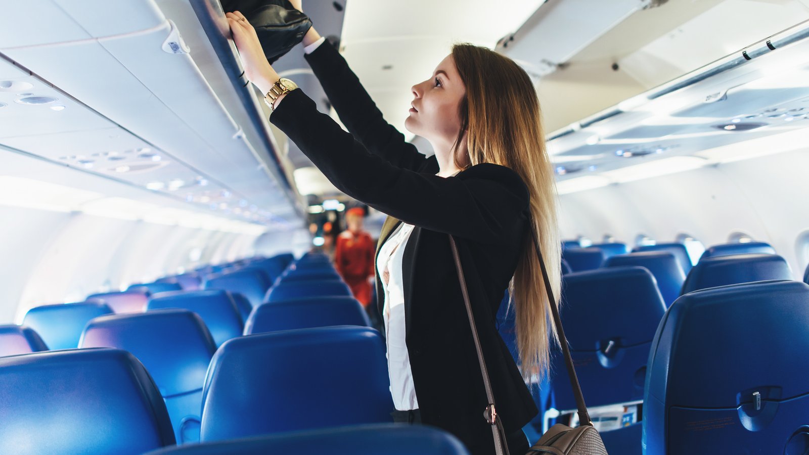 8 choses à éviter de porter durant un voyage en avion