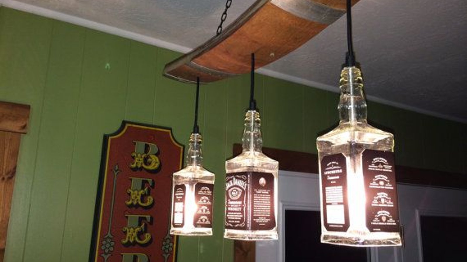 14 décorations originales à fabriquer à partir de bouteilles de Jack Daniels  - Trucs et Bricolages