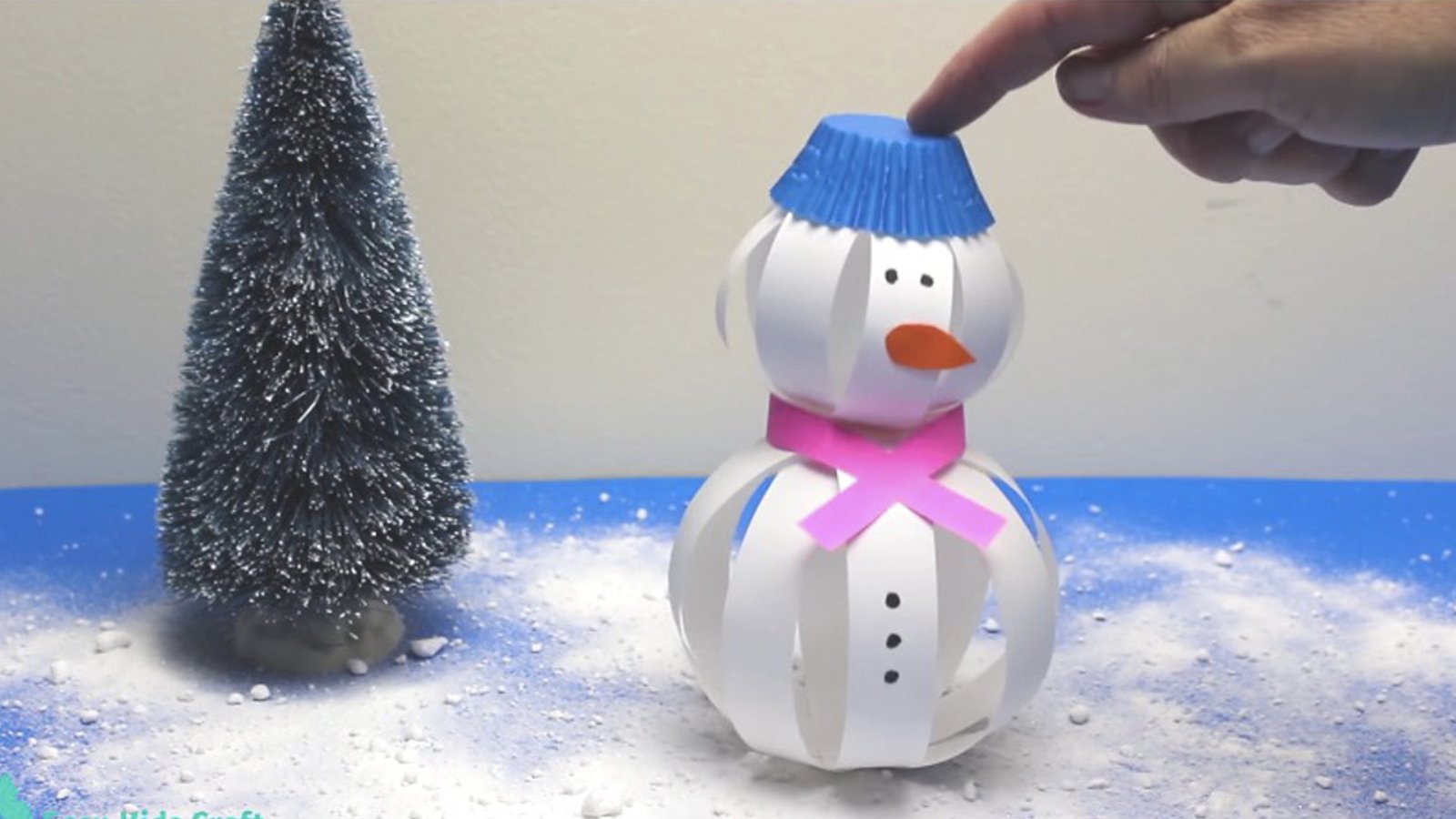 Bricolez un merveilleux bonhomme de neige en 3D avec les enfants
