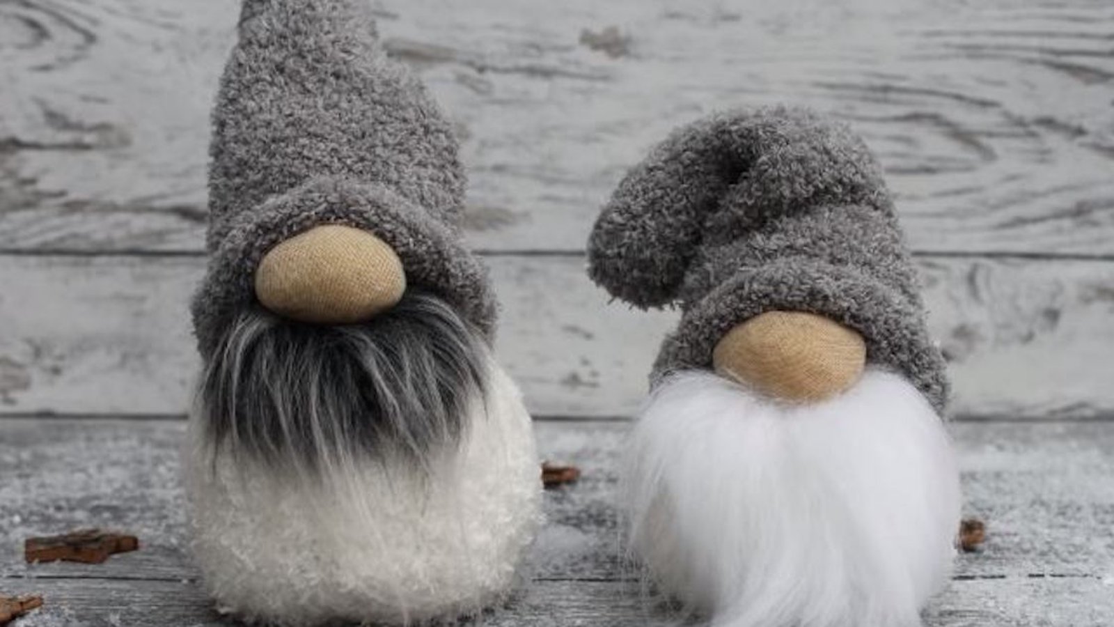 Apprenez à réaliser de charmants Gnomes de Noël avec de simples chaussettes