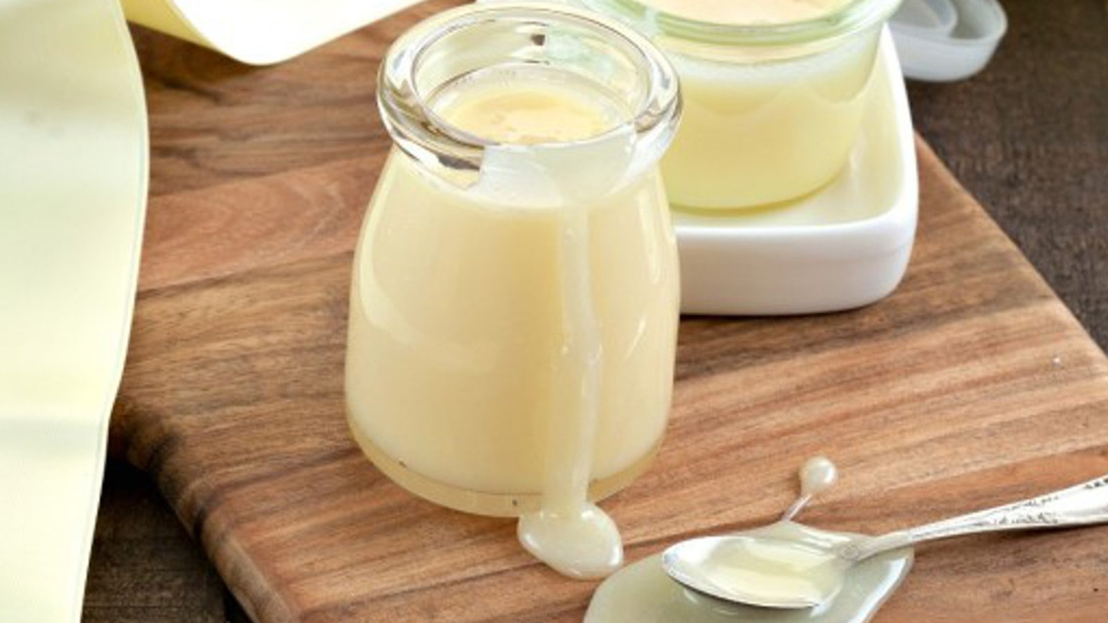 Saviez-vous qu'il ne fallait que 3 ingrédients pour faire du lait condensé maison? 