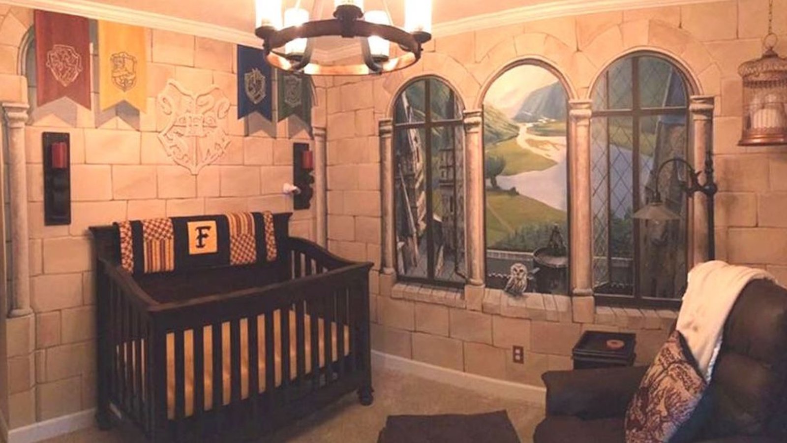 Ces parents ont créé une chambre Harry Potter pour leur bébé