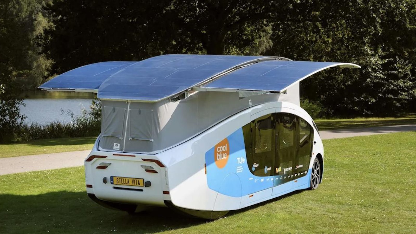 Découvrez le Stella Vita, le premier motorisé solaire 100% autonome