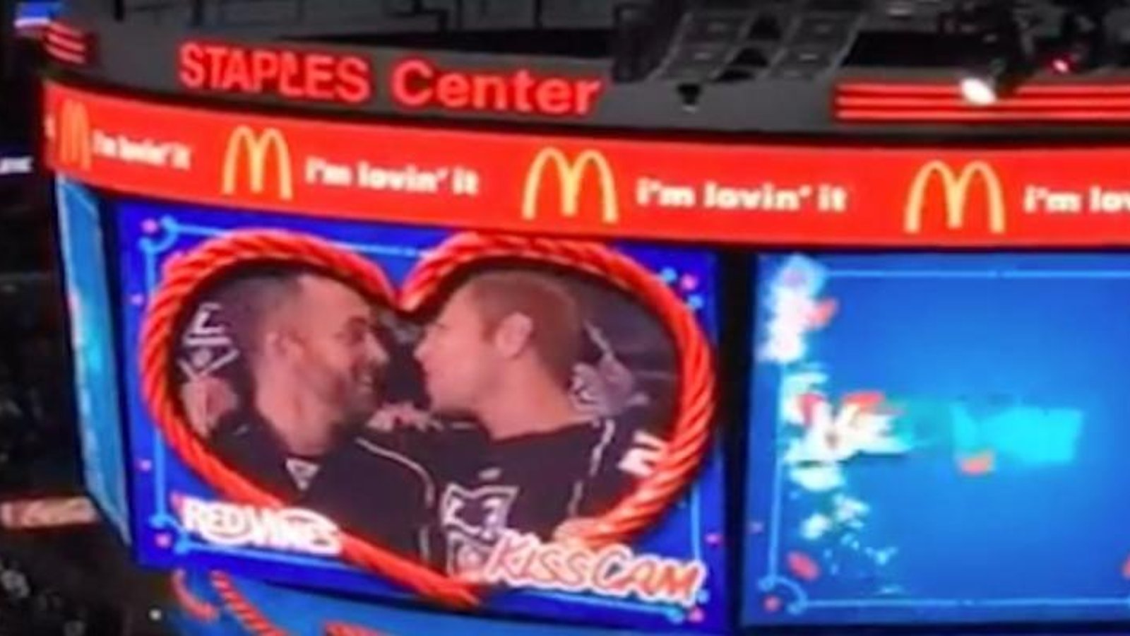 Video: First gay Kiss-Cam in the NHL.