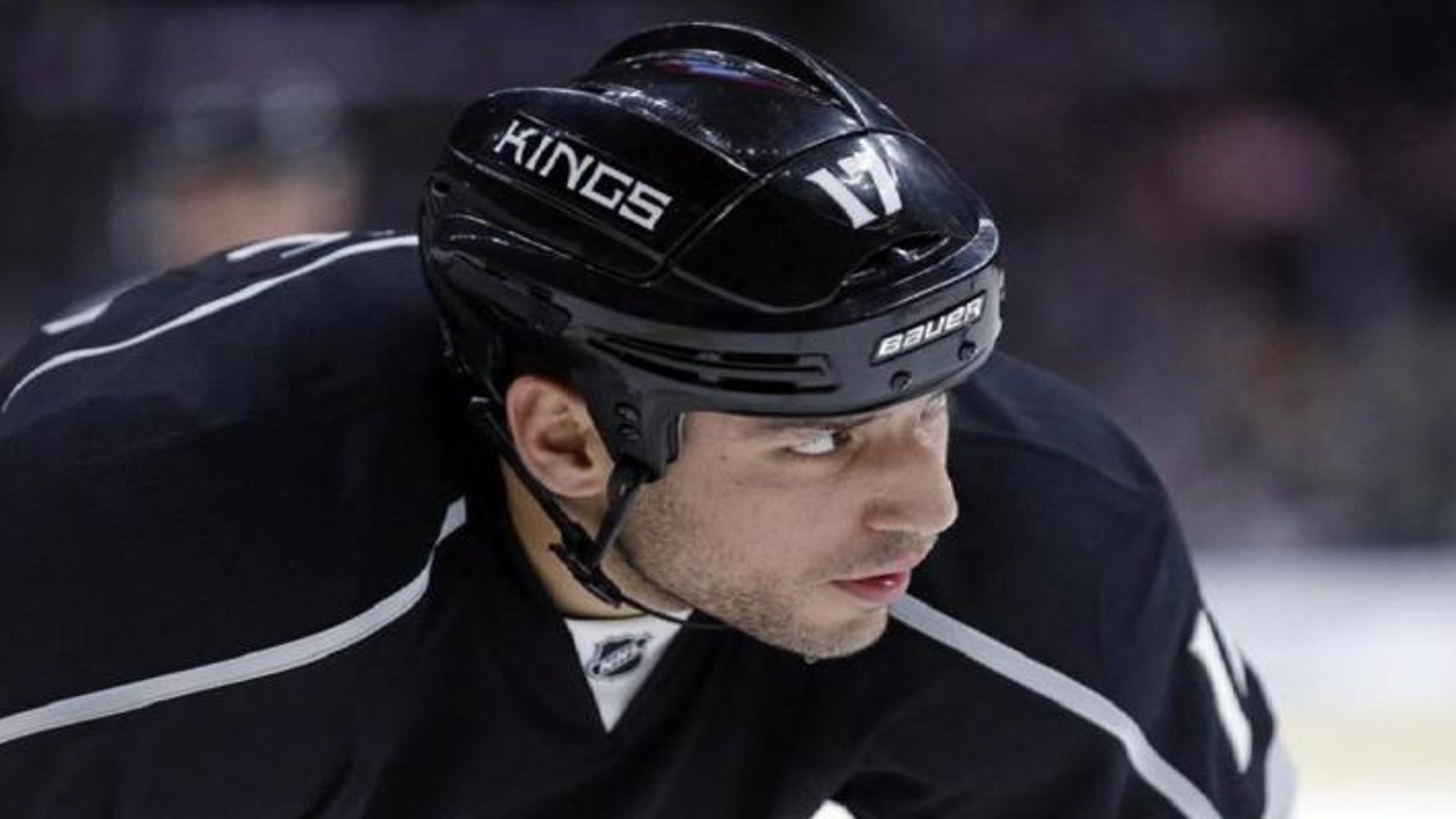 Lucic picks up his first goal as a King