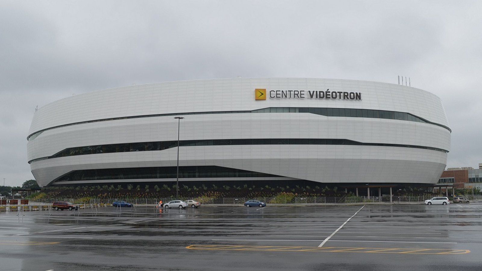 Breaking: Top NHL official headed to Quebec City's new arena.
