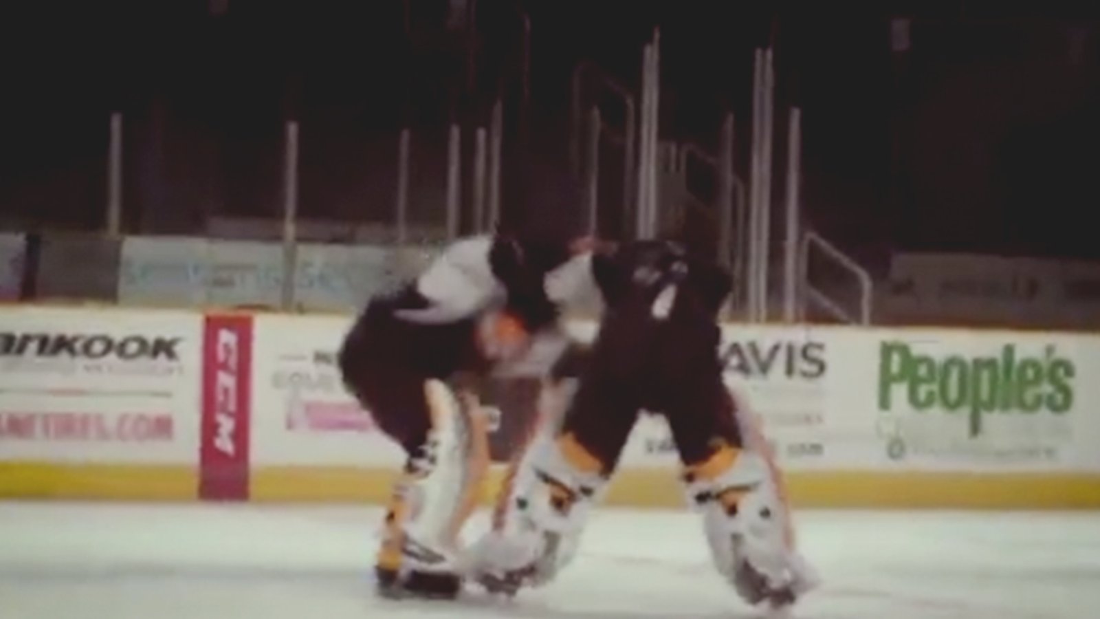  Bruins goaltenders Malcolm Subban and Daniel Vladar dropped the mitts during practice.