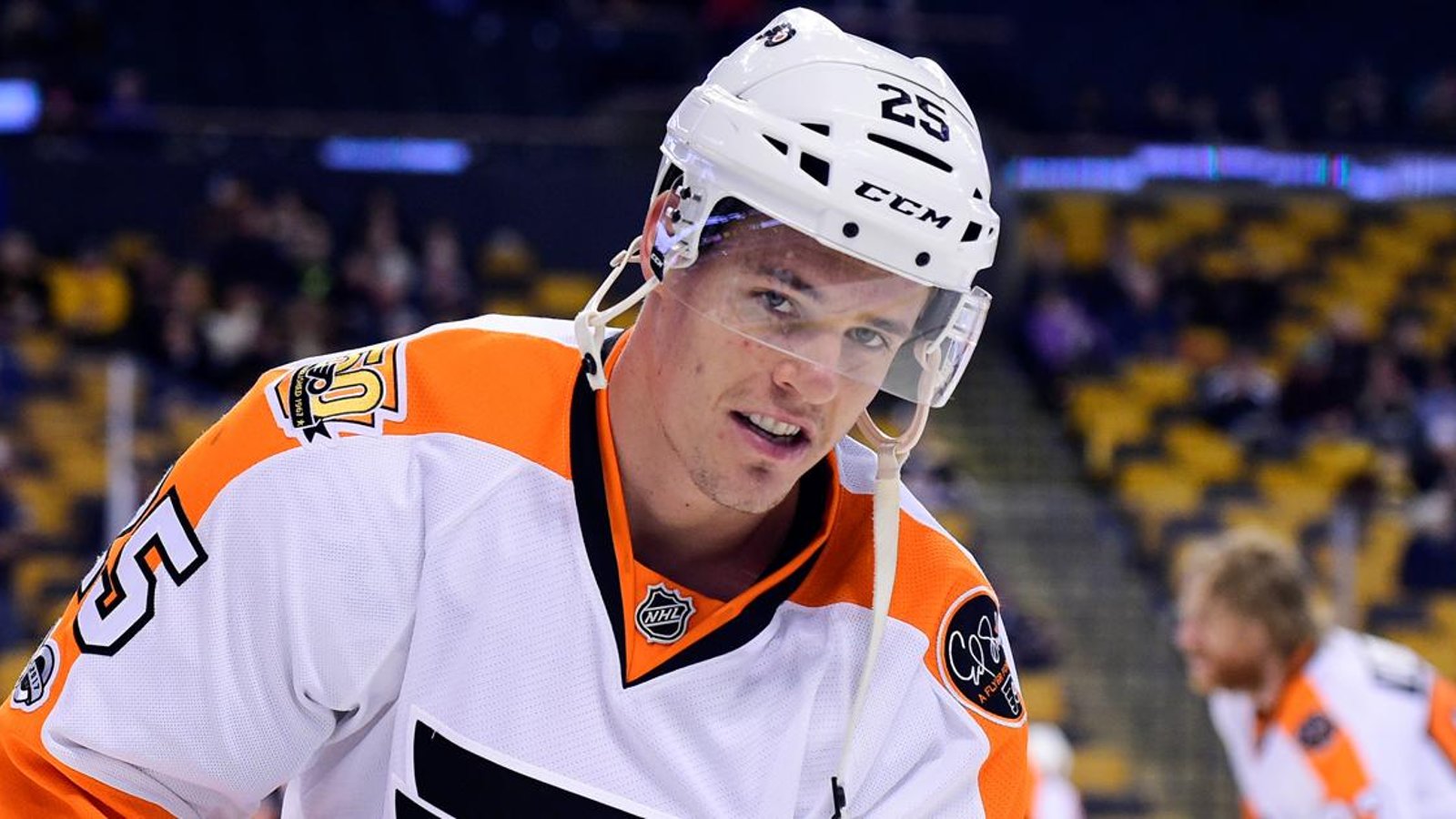 Recently traded Flyers centerman extends with new team. 