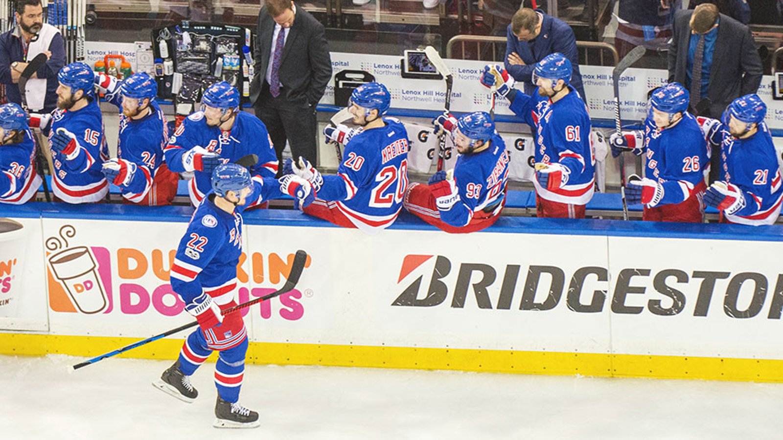 Breaking: Rangers prospect and top AHL scorer signs in KHL