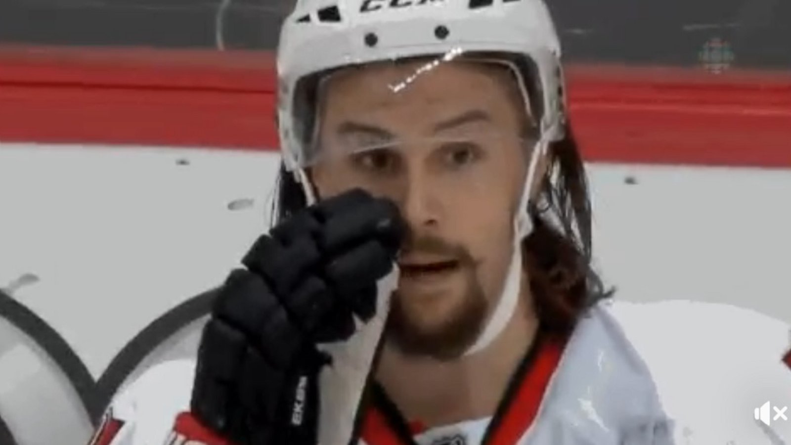 Senators Erik Karlsson hilariously pokes fun at Sidney Crosby on the ice.