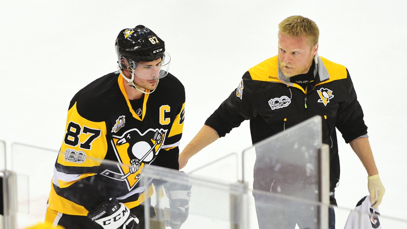 Jeremy Roenick revealed shocking details behind Sidney Crosby’s lack of production.