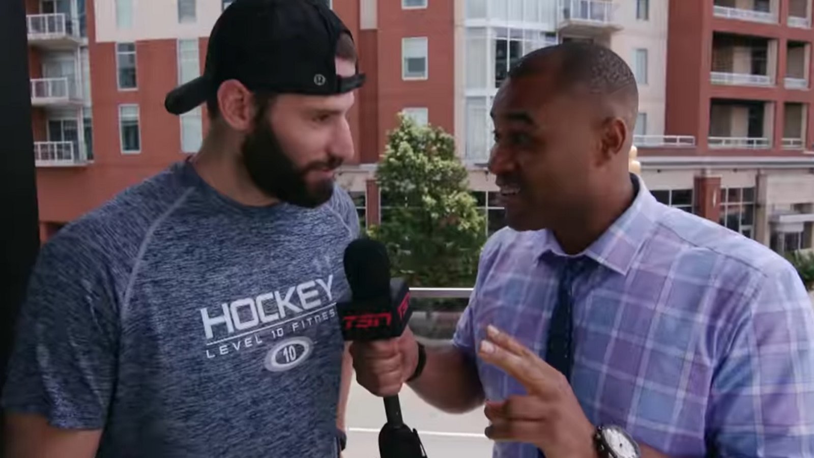 Ryan Kesler opens up about his “veteran moves” in the playoffs in hilarious interview.