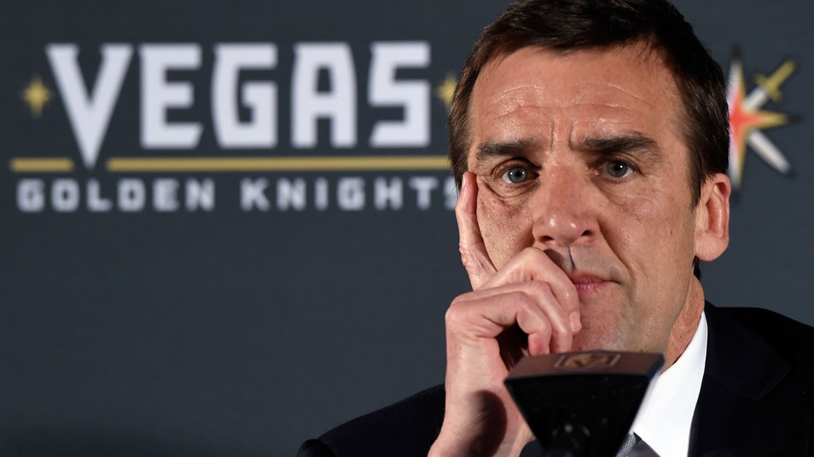 Report: Golden Knights could start season without captain