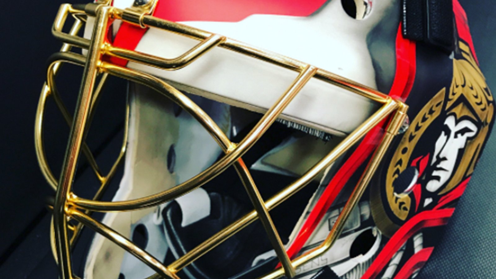Must See: Honors wife Nicholle with his incredible new mask