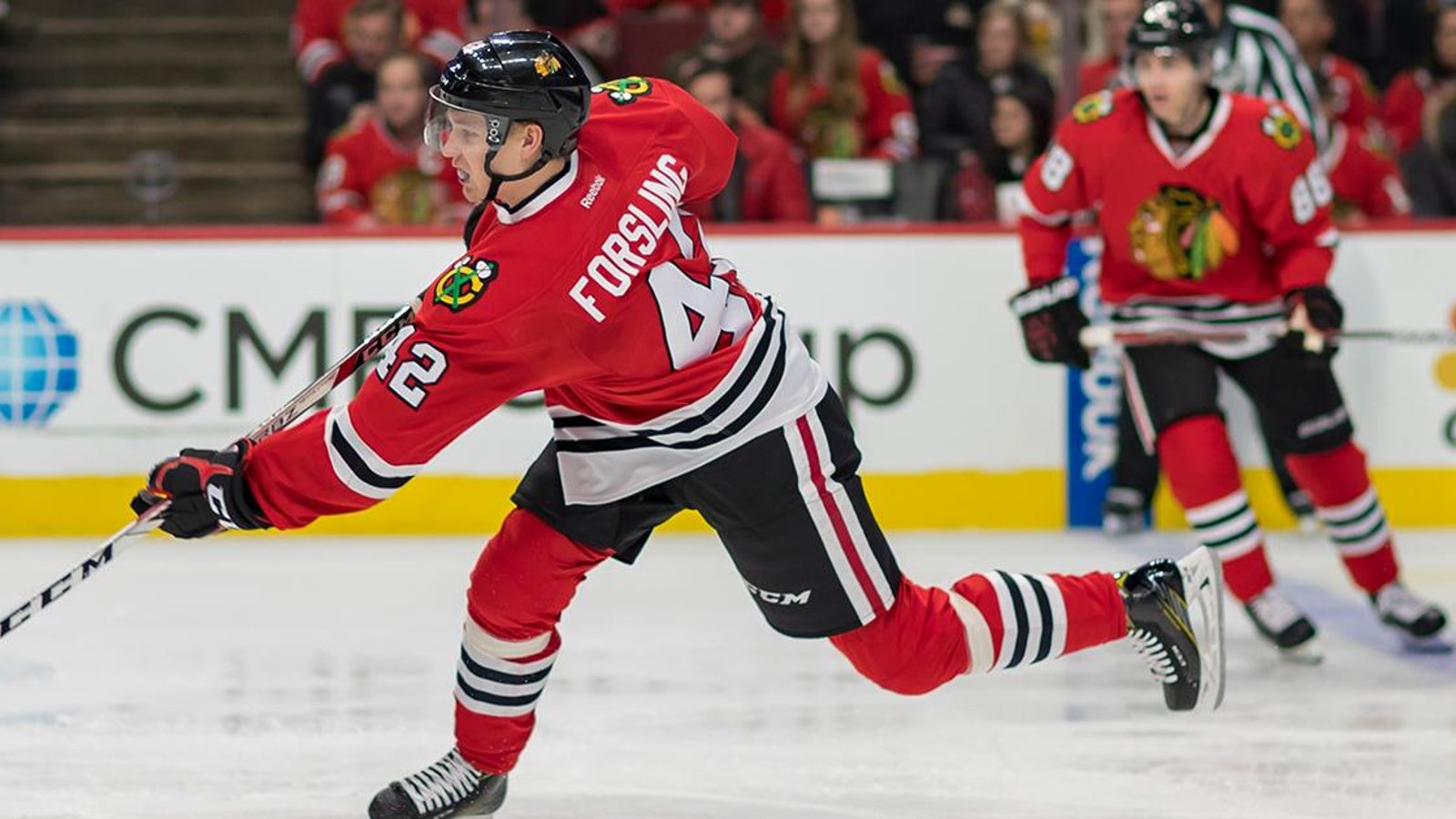 Report: Hawks’ Forsling suffers brutal injury after taking puck in the mouth