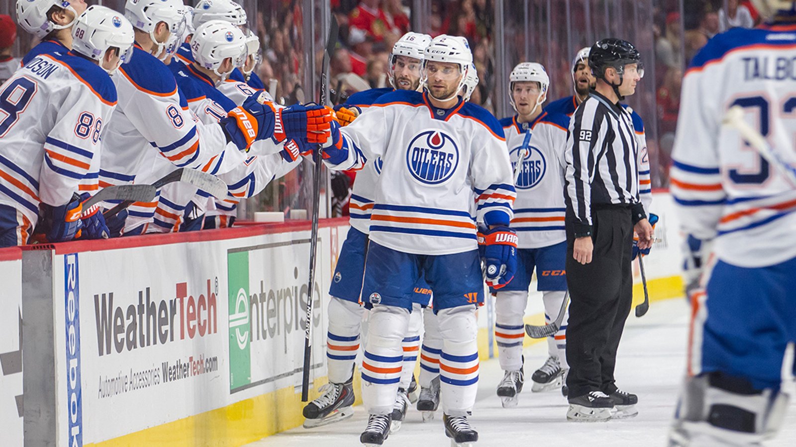 Insider Report: Oilers eyeing two defensemen on trade market
