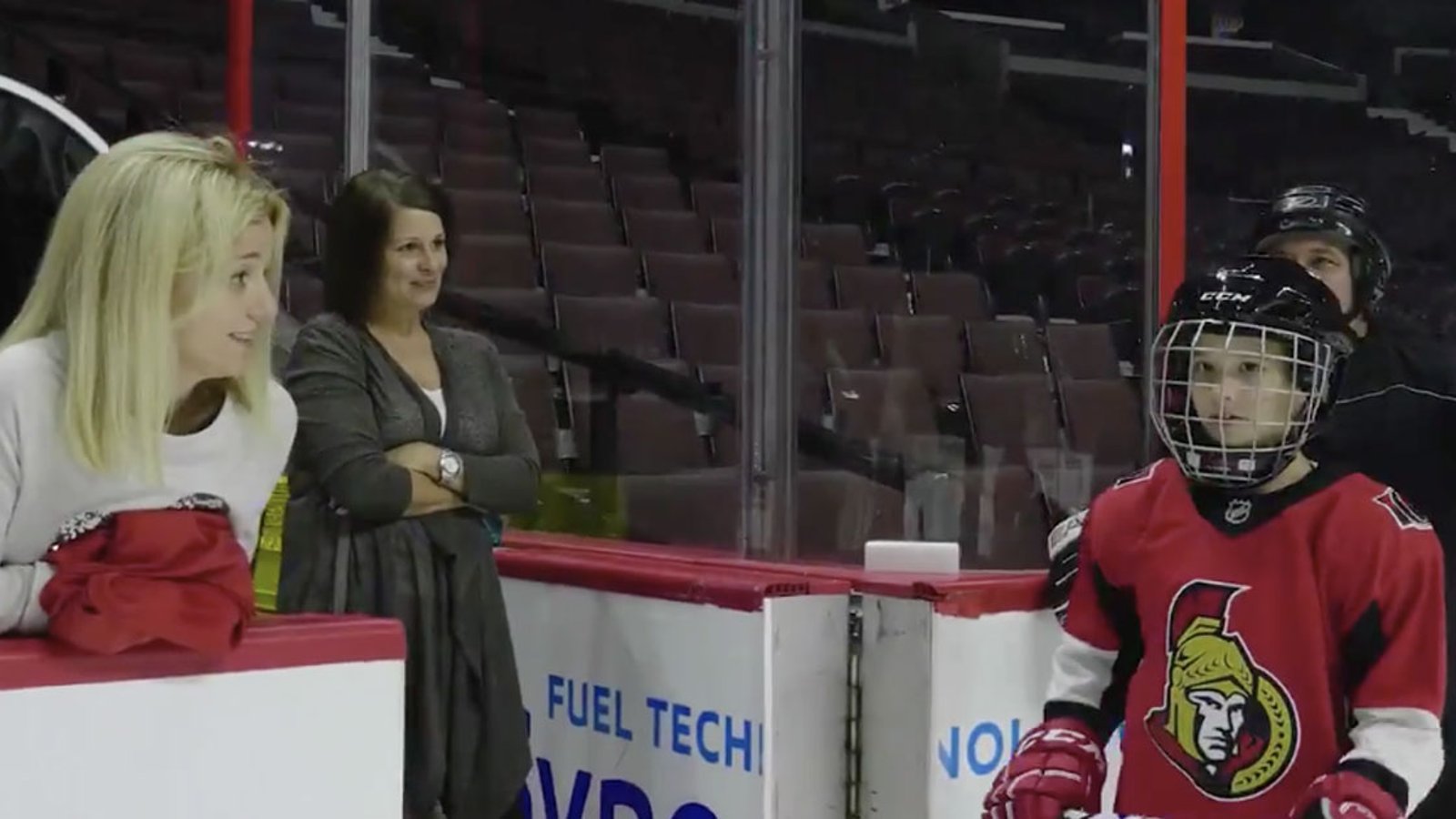 Must see: Hockey Fights Cancer offers 10-year-old a day to remember! 