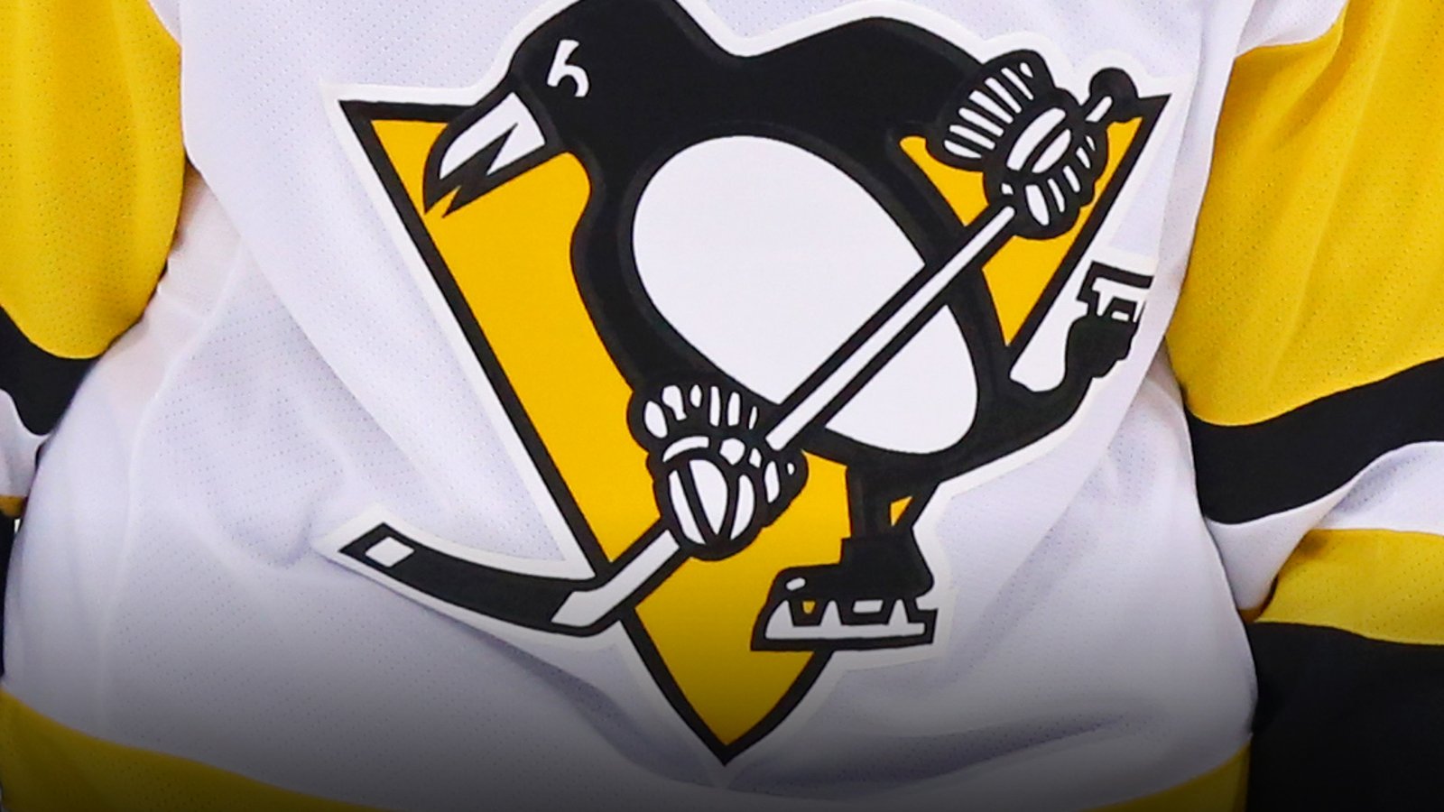Breaking: Penguins forward out long-term