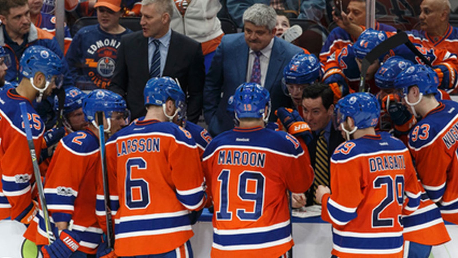 Breaking: Oilers place forward on waivers; veteran NHL'er joins him