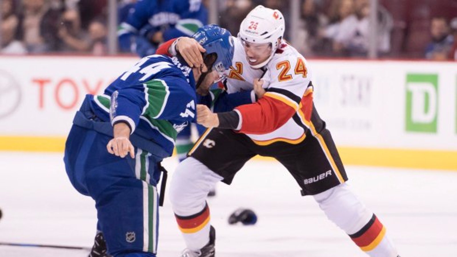 Breaking: Top D-man out with facial fracture following controversial fight 
