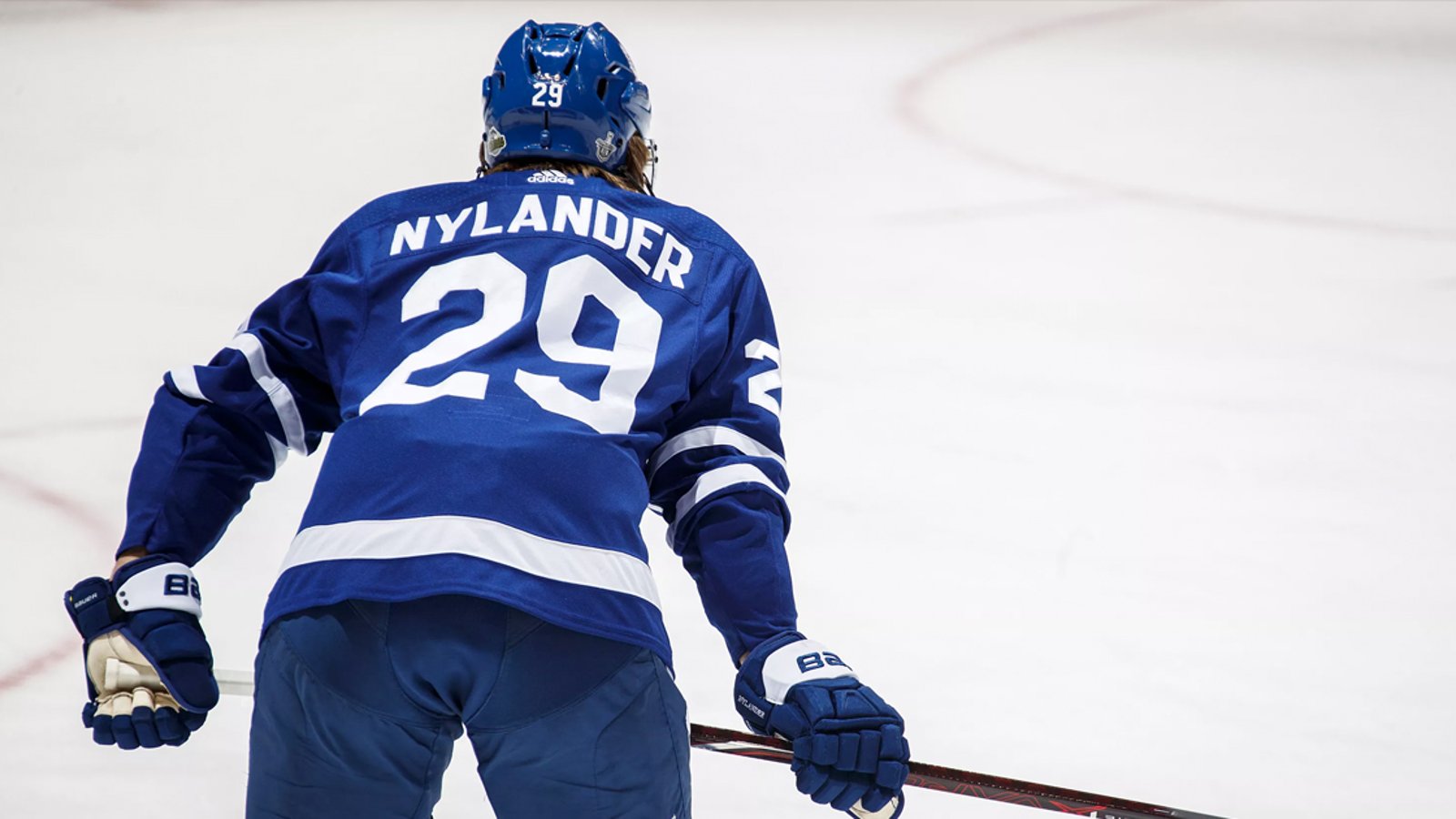 Concerning news for Leafs following meeting between Nylander and Dubas