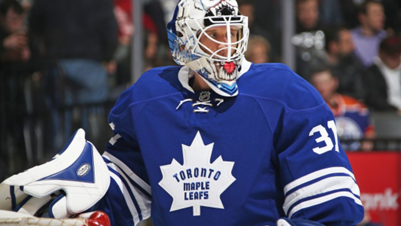 Leafs goalie Sparks calls out NHL for unsafe policies