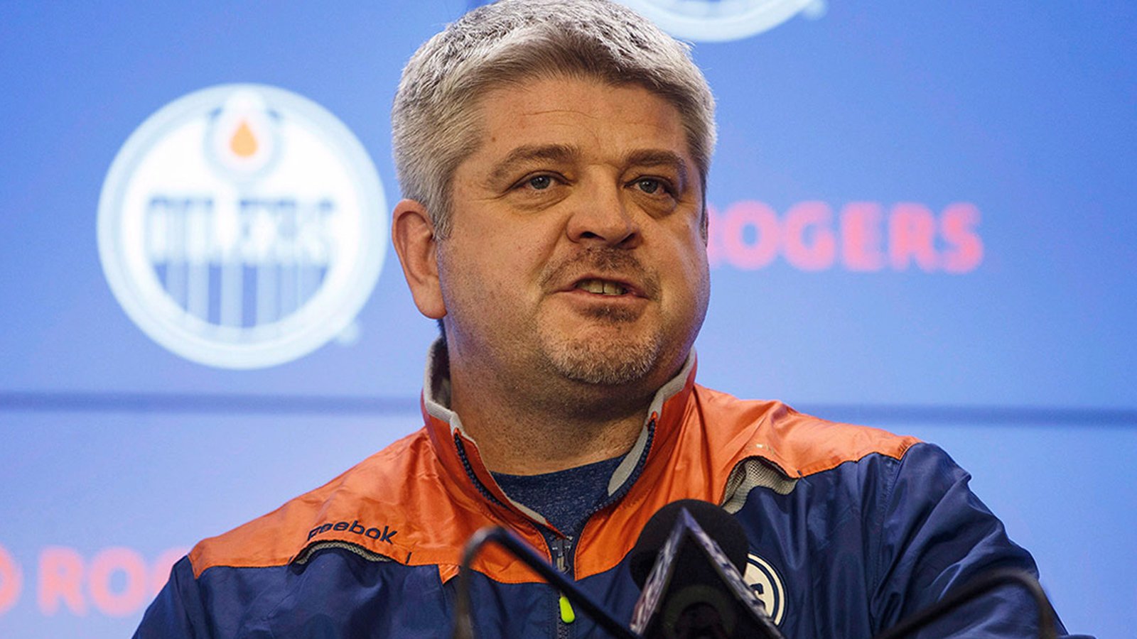Breaking: Oilers fire head coach Todd McLellan, replace him with NHL legend!