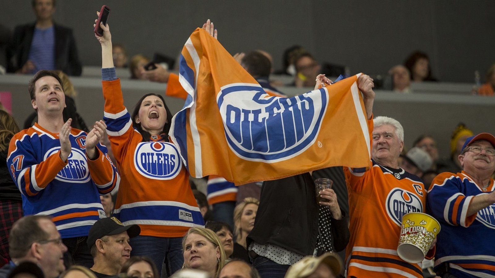Oilers crowd turns on the home team after catastrophic first period.