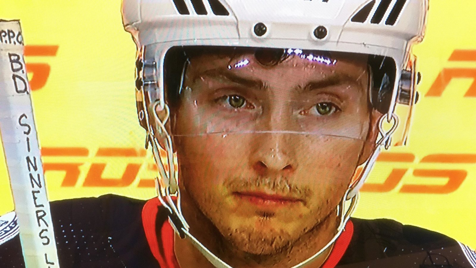 Breaking: Duchene gets booed and then gets emotional on the bench in Ottawa... 