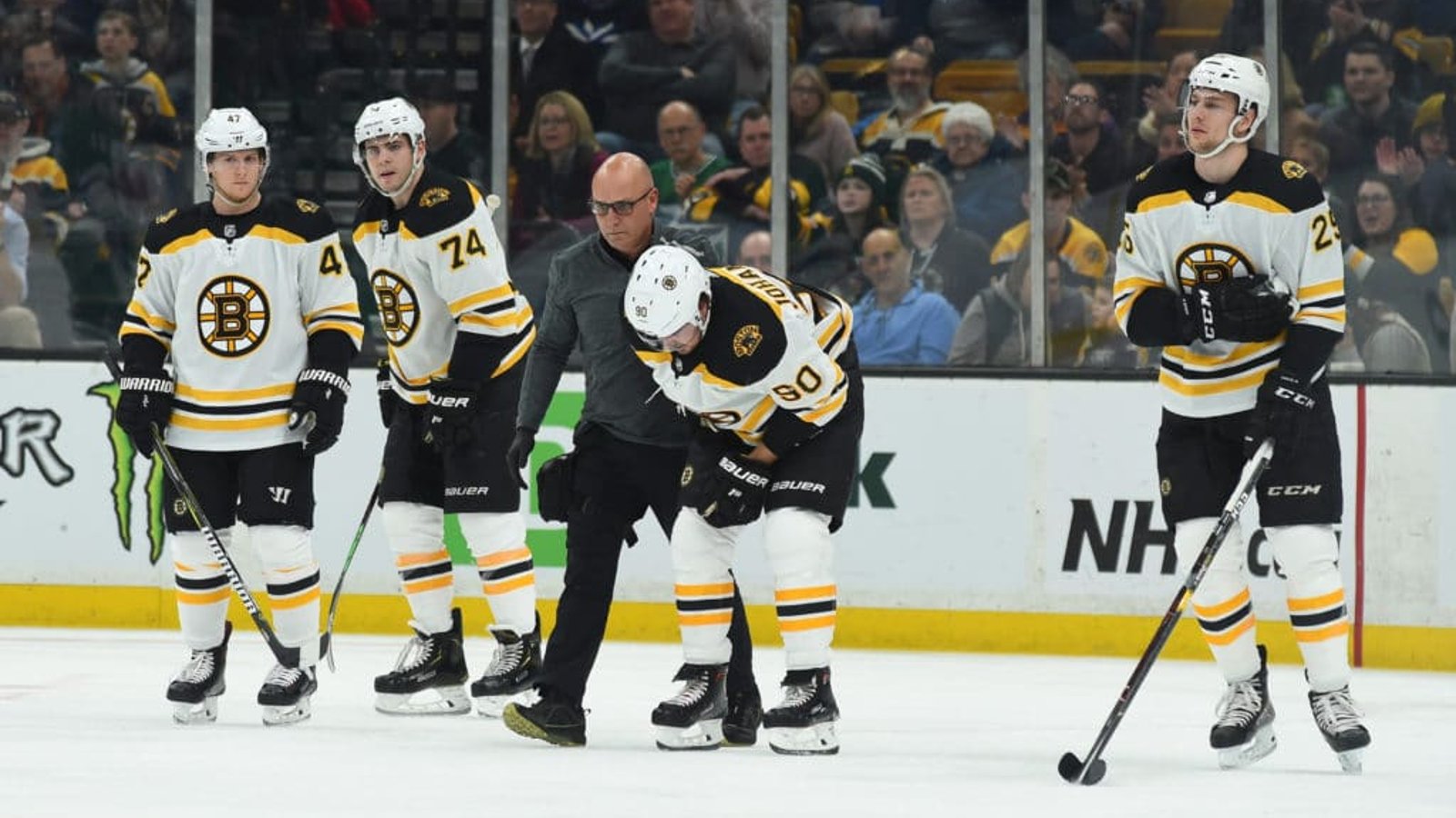 Bruins shake up lines following Mojo's injury 