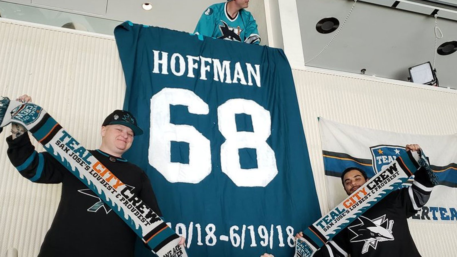 Fans display mock retired Sharks banner for Hoffman and his reaction is priceless! 