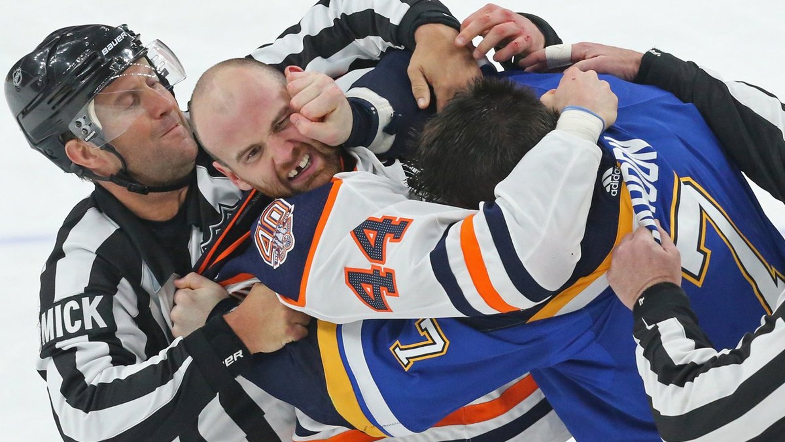 Former Oilers teammates get in spirited fight after spending the previous evening together! 