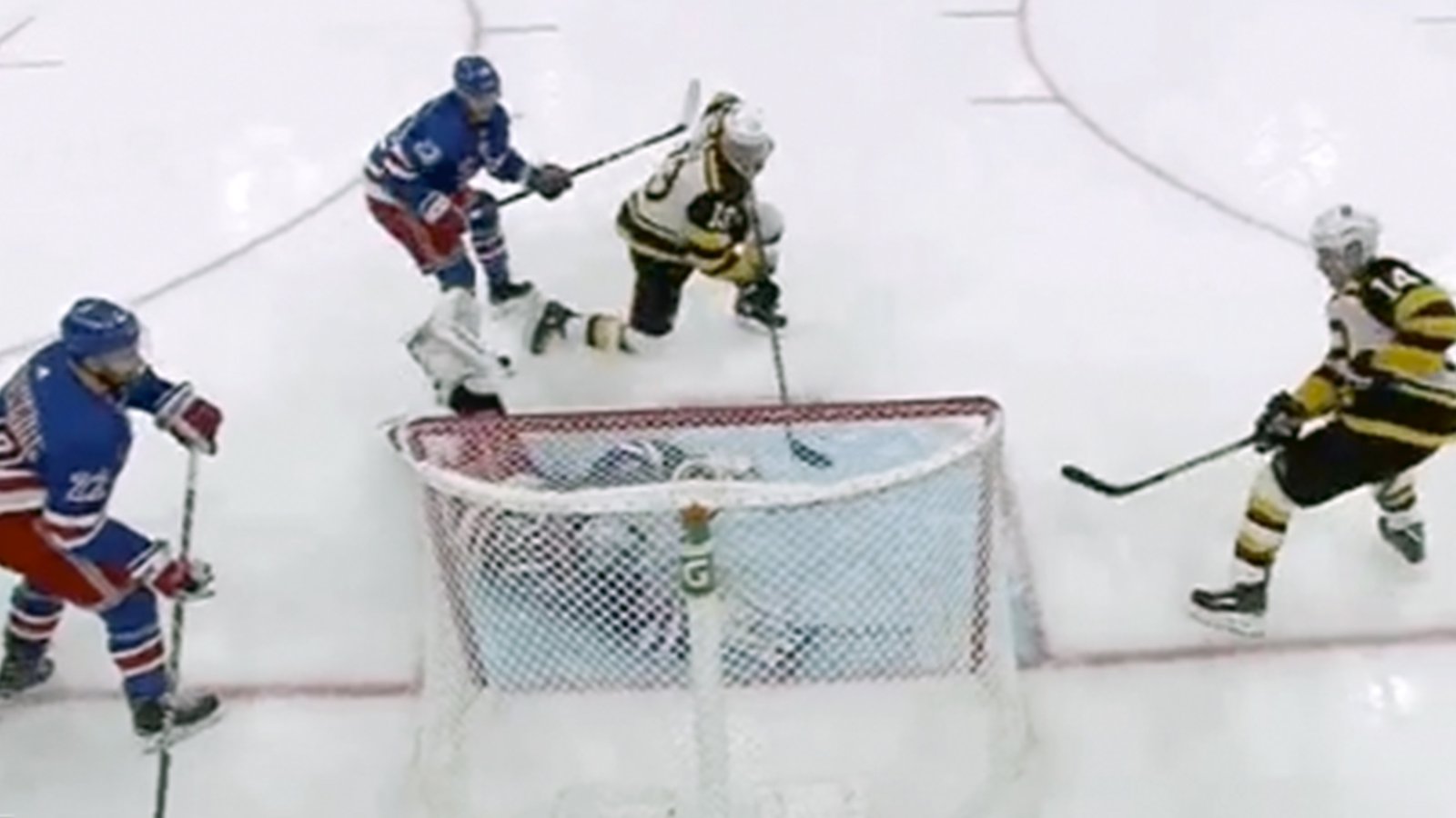 Lundqvist absolutely robs Bruins’ Wagner with a diving paddle save
