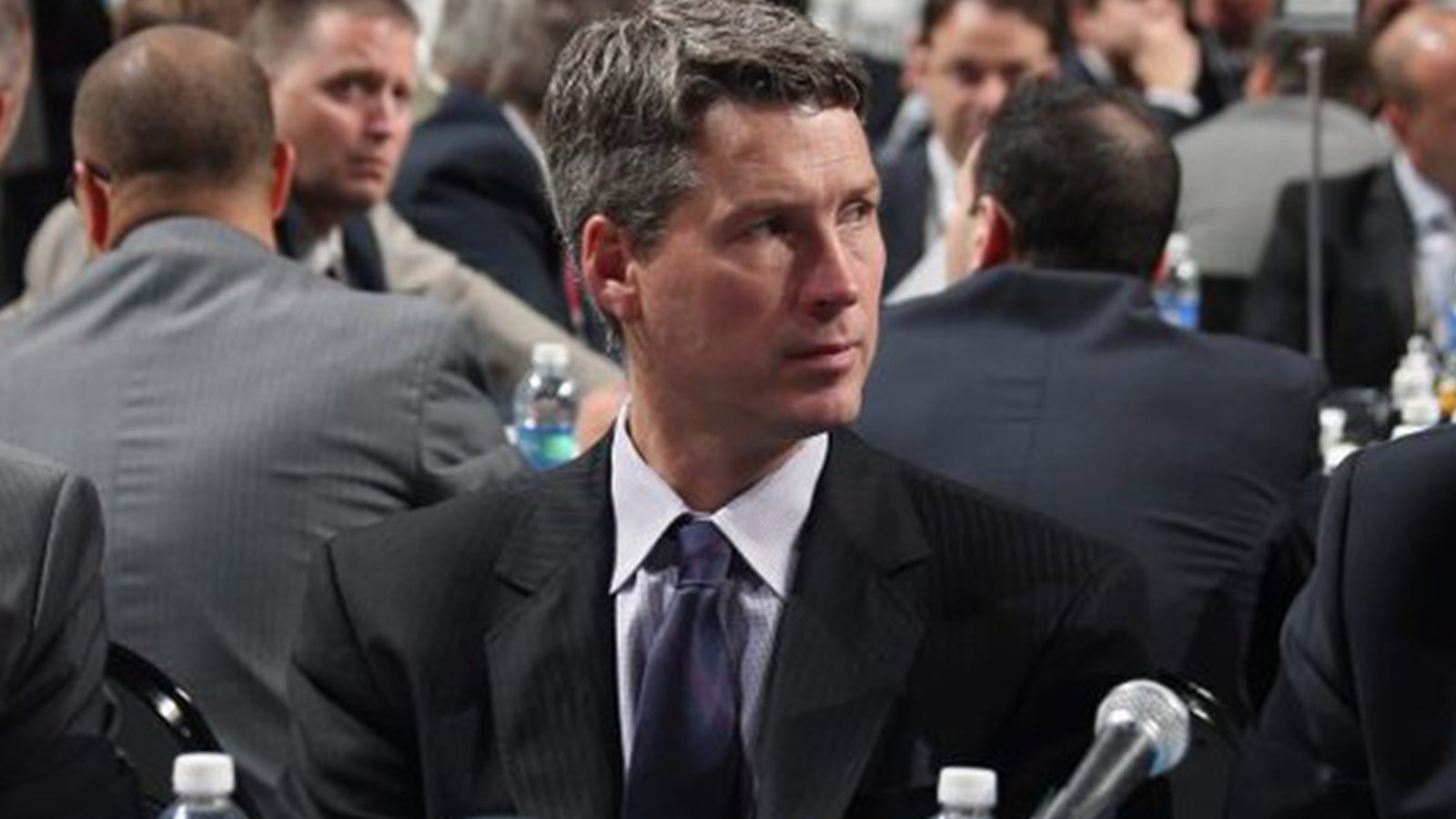 New Flyers GM Fletcher comments on Hakstol and head coaching job