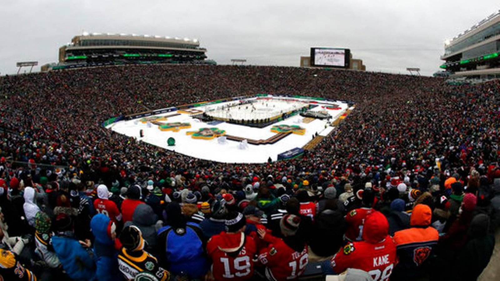 Spectators are fuming: Winter Classic ran out of food and beer by the first intermission! 