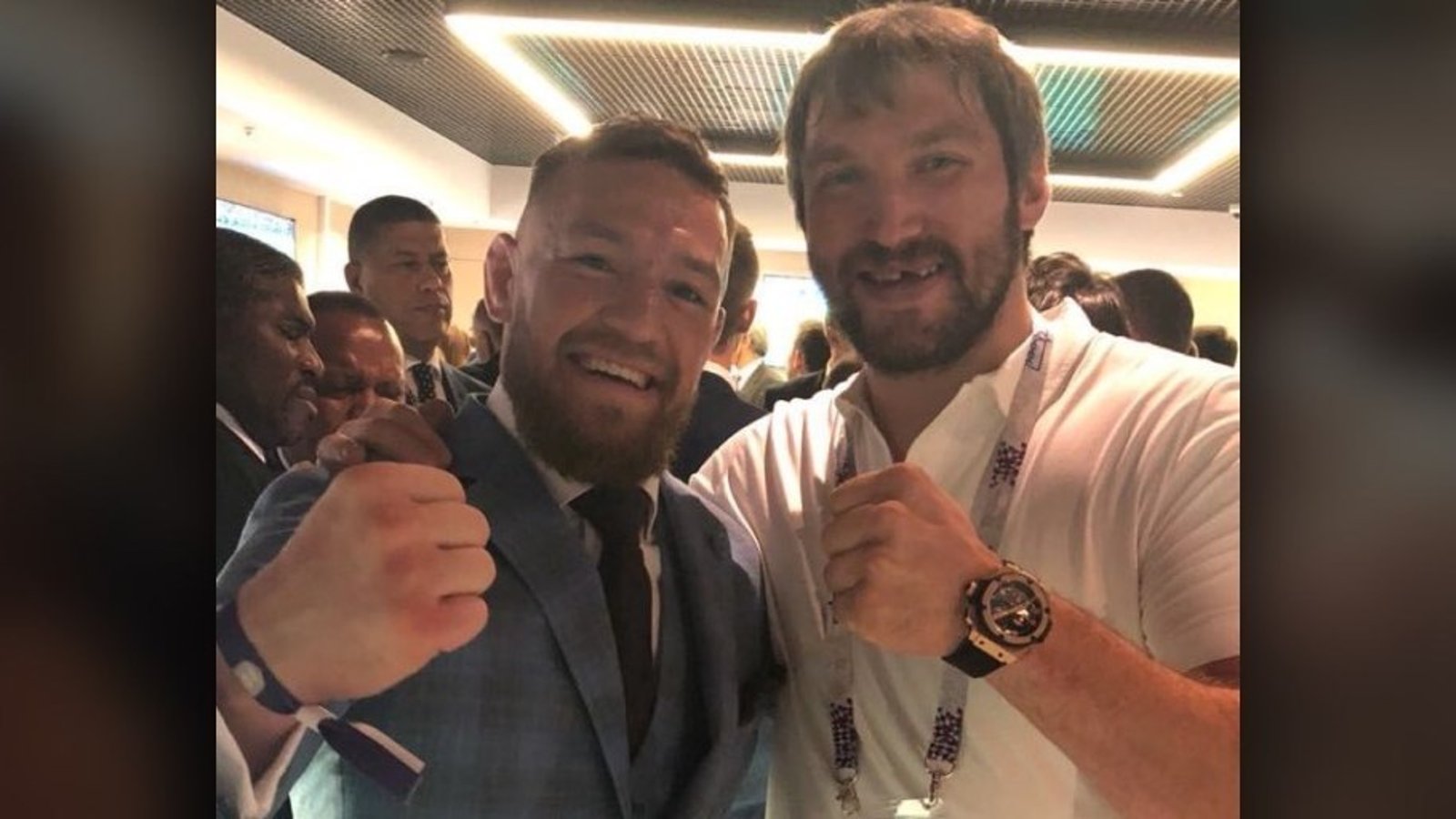 Knockout King Ovechkin gets special message from former UFC champion McGregor 