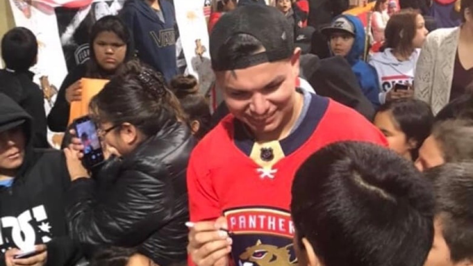 Panthers young D-man gets hero’s welcome as he returns home after one NHL game 