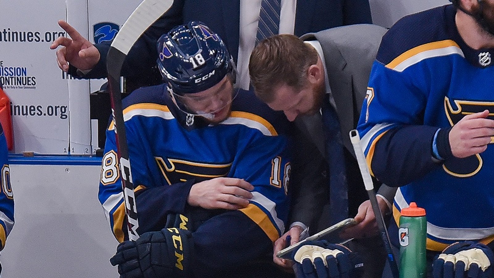 Breaking: Blues confirm major roster move for Game 6.