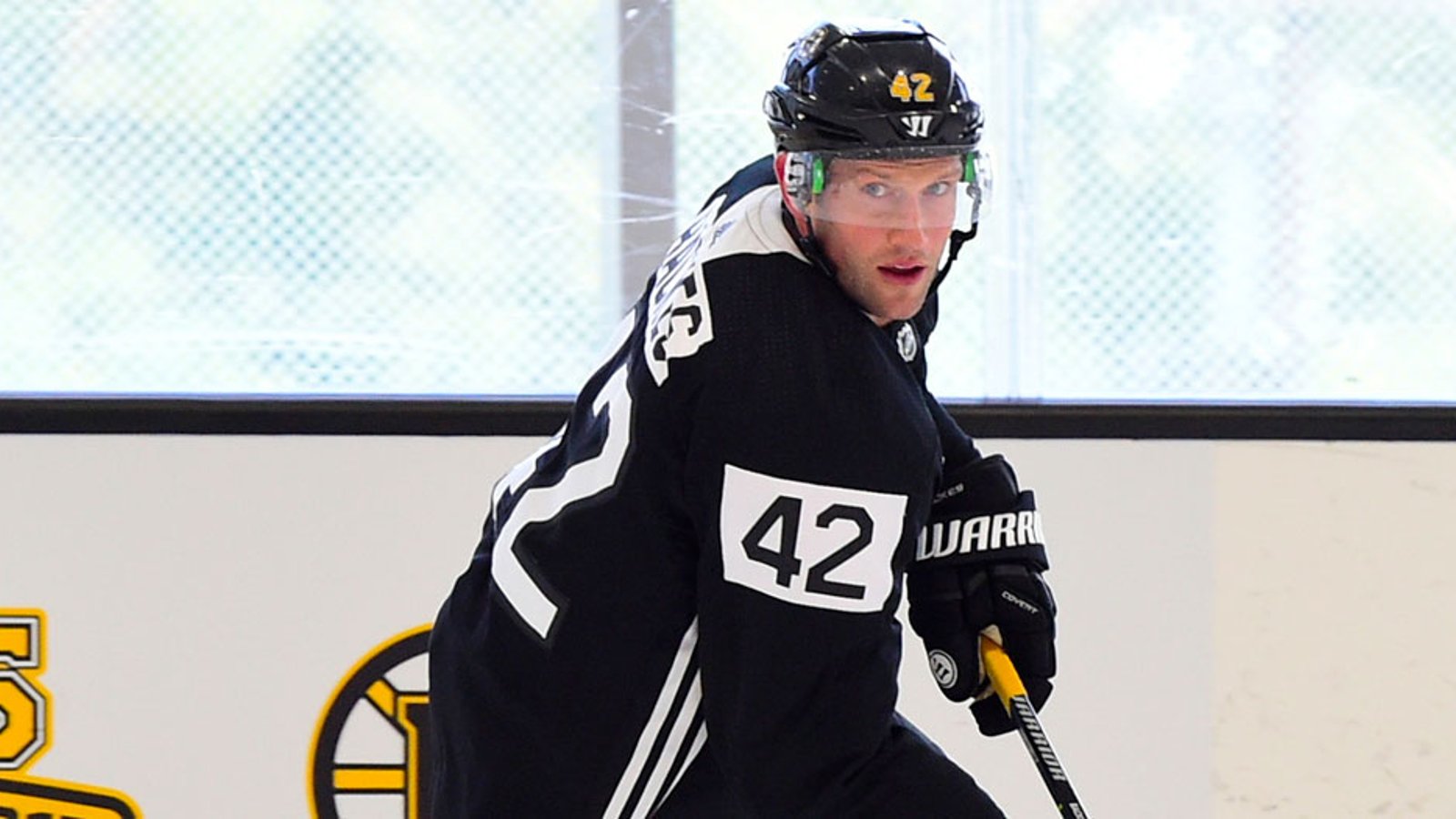 Bruins’ Backes gets team of 12-year-old girls to help him for the 2019-20 season